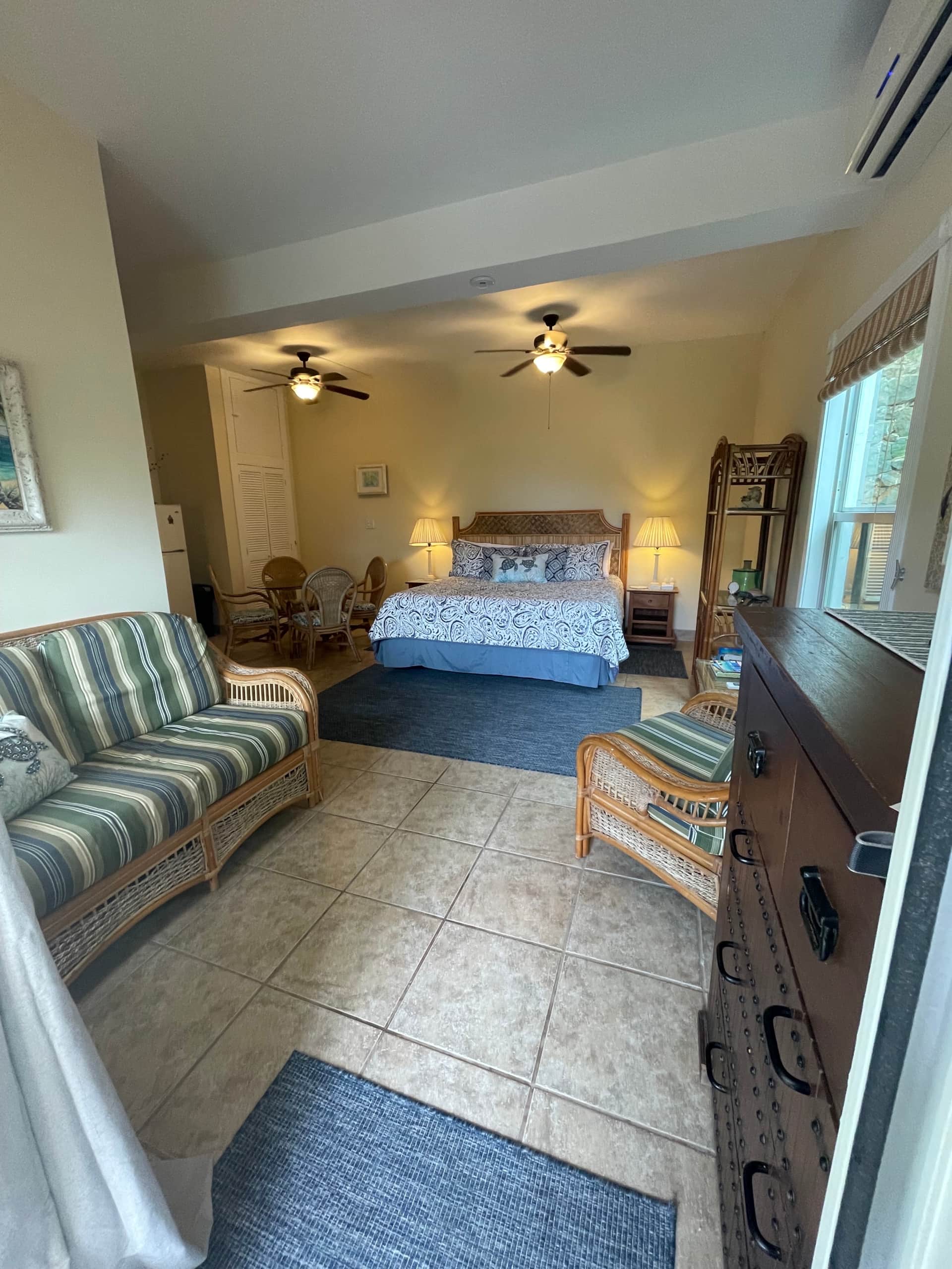 ab5a2acb-892b-4d4f-b4ab-aae202f6f421-full