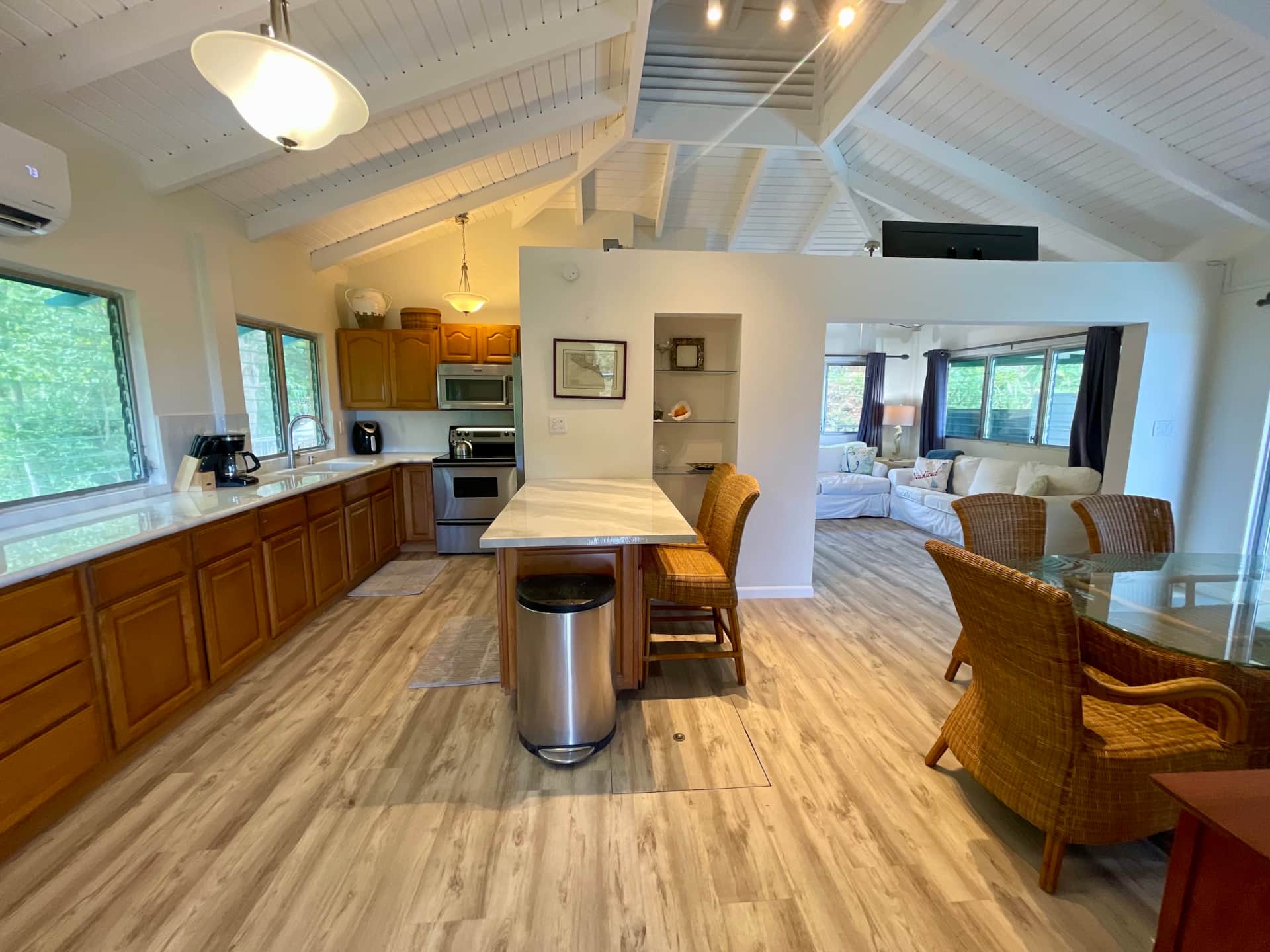 de86dcbc-ac6e-4ab7-9346-f3bb6394c250-full